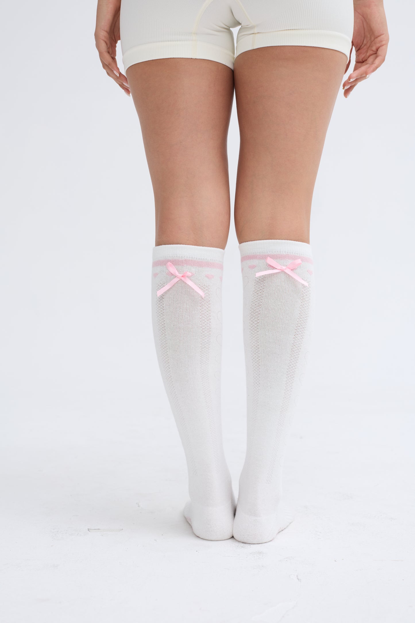 [Special edition] Pink bow knee high grip socks