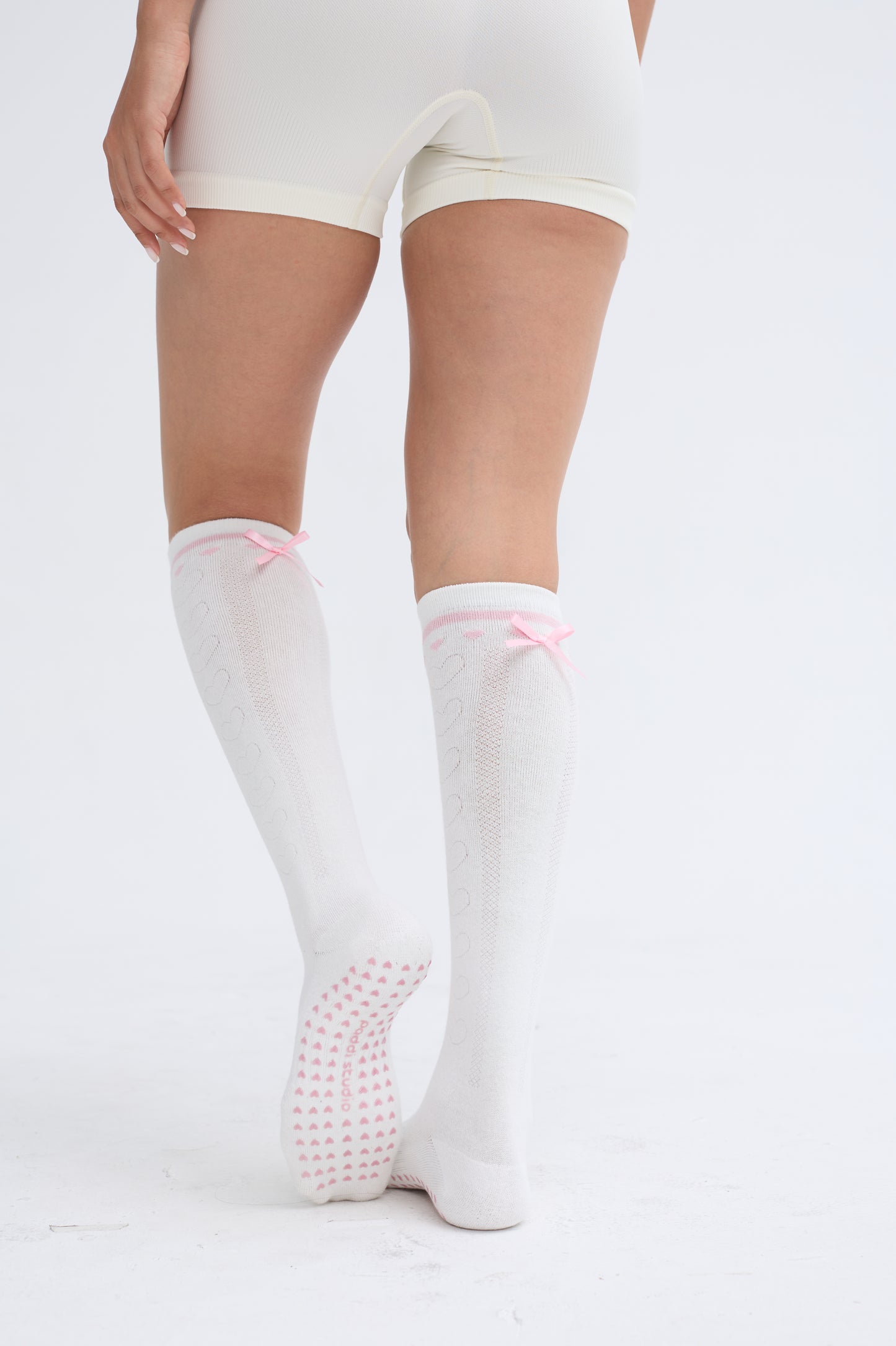 [Special edition] Pink bow knee high grip socks